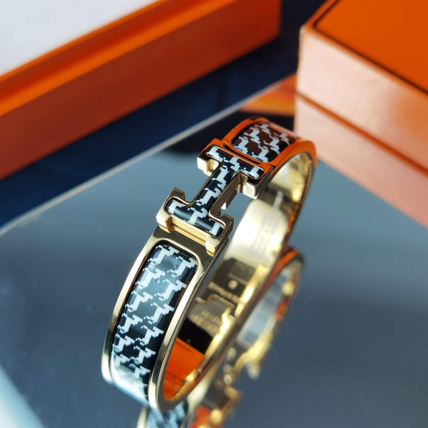 ¡®Lume Jewelry¡¯H HORSE BRACELET 12MM