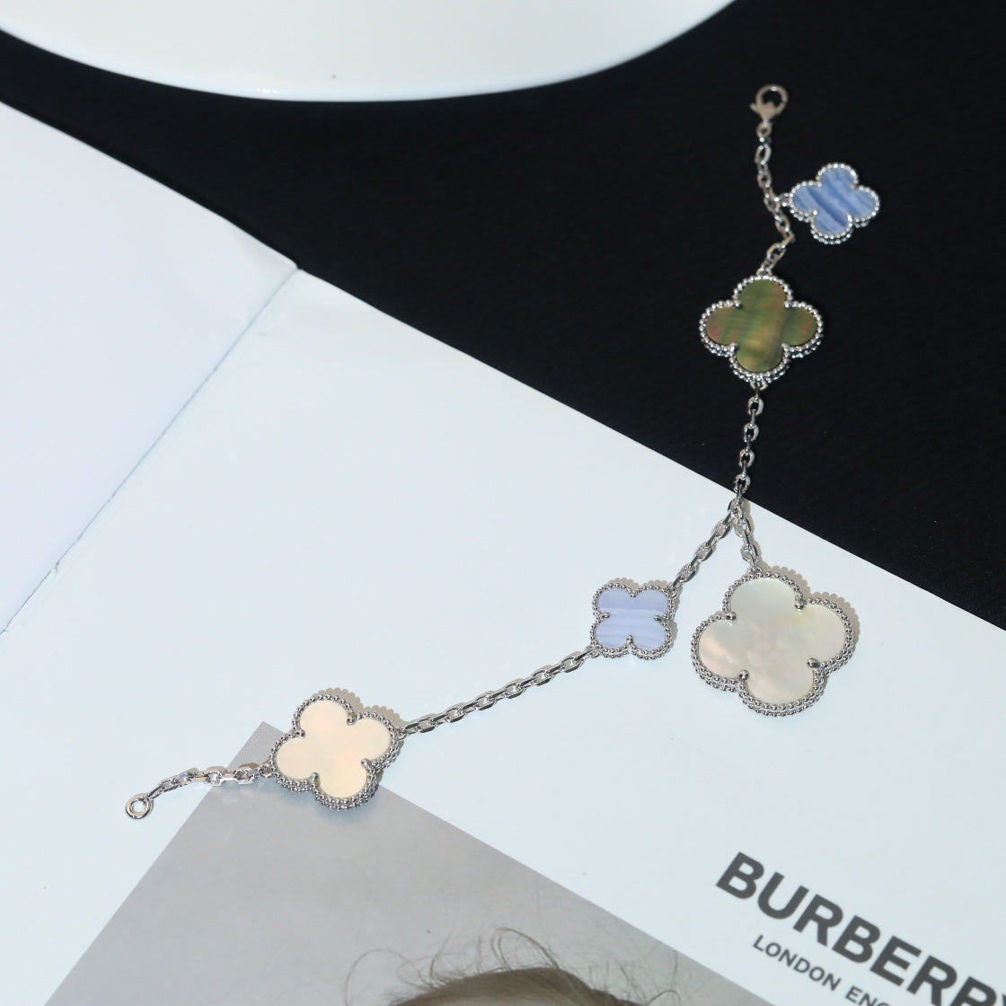 ¡®Lume Jewelry¡¯CLOVER BRACELET 5 MOTIFS MOP CHALCEDONY SILVER