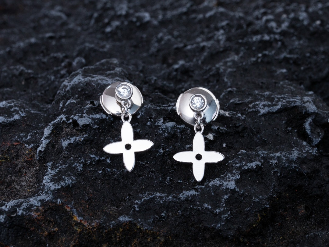¡®Lume Jewelry¡¯VIDYLLE SILVER DIAMOND MINI DROP EARRINGS