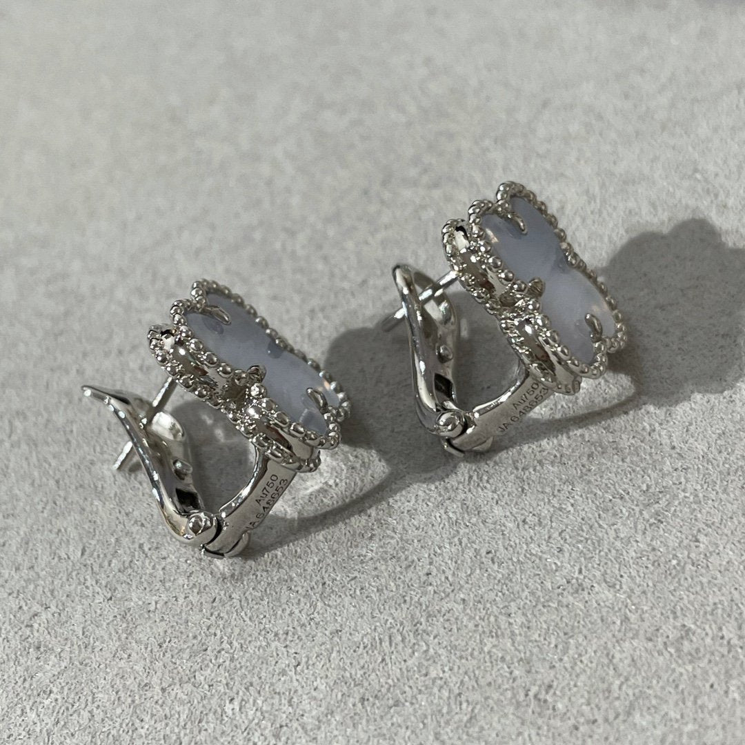 ¡®Lume Jewelry¡¯CLOVER CHALCEDONY SILVER STUD EARRINGS