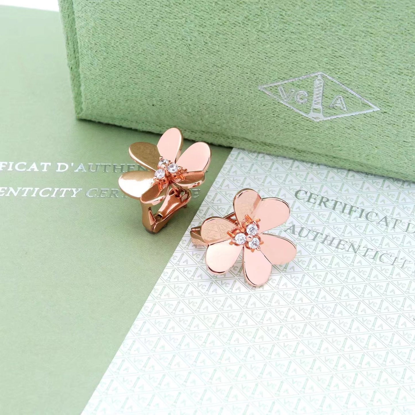 ¡®Lume Jewelry¡¯FRIVOLE EARRINGS- LARGE MODEL