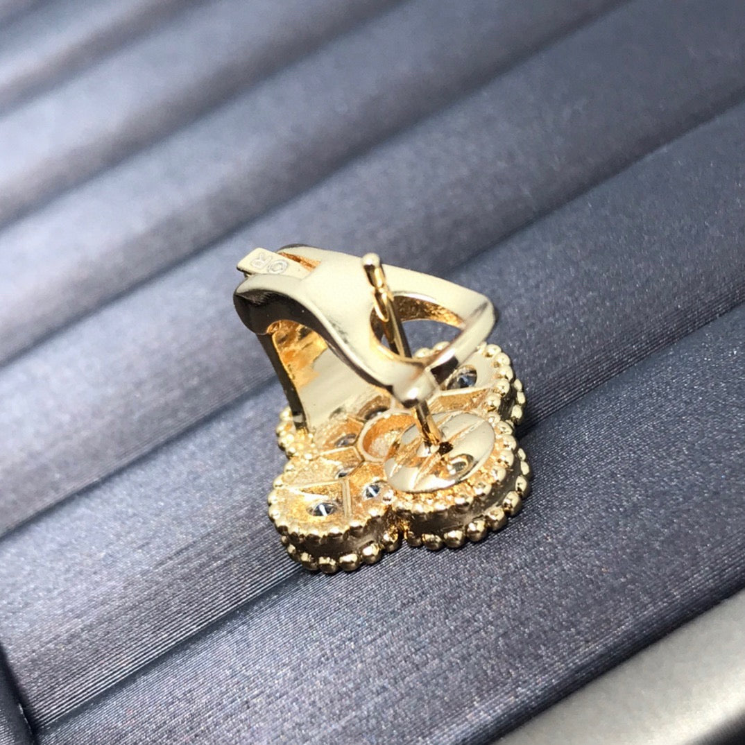 ¡®Lume Jewelry¡¯Full Pave Clover Stud Earrings