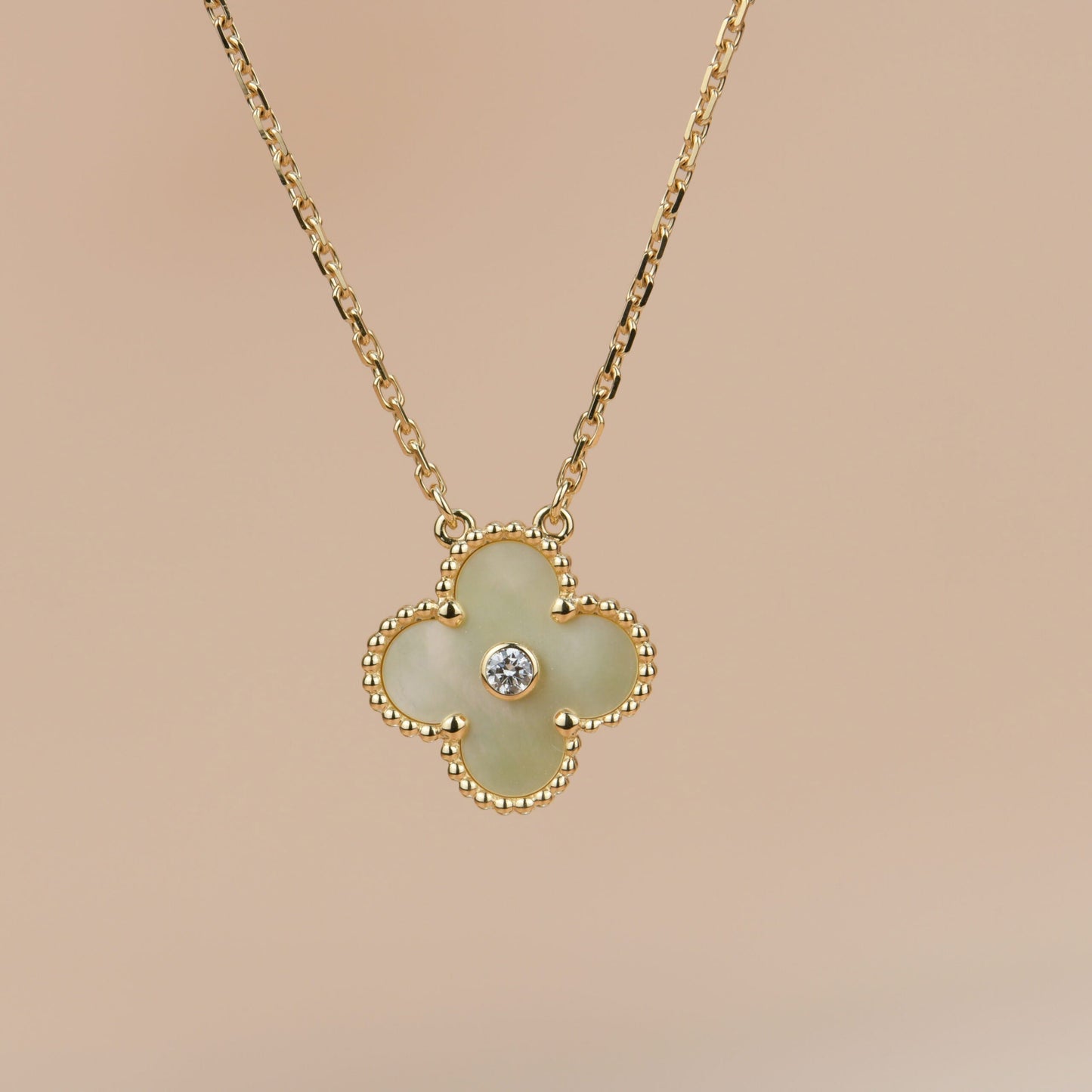 ¡®Lume Jewelry¡¯CLOVER 15MM DIAMOND GOLD MOTHER OF PEARL NECKLACE
