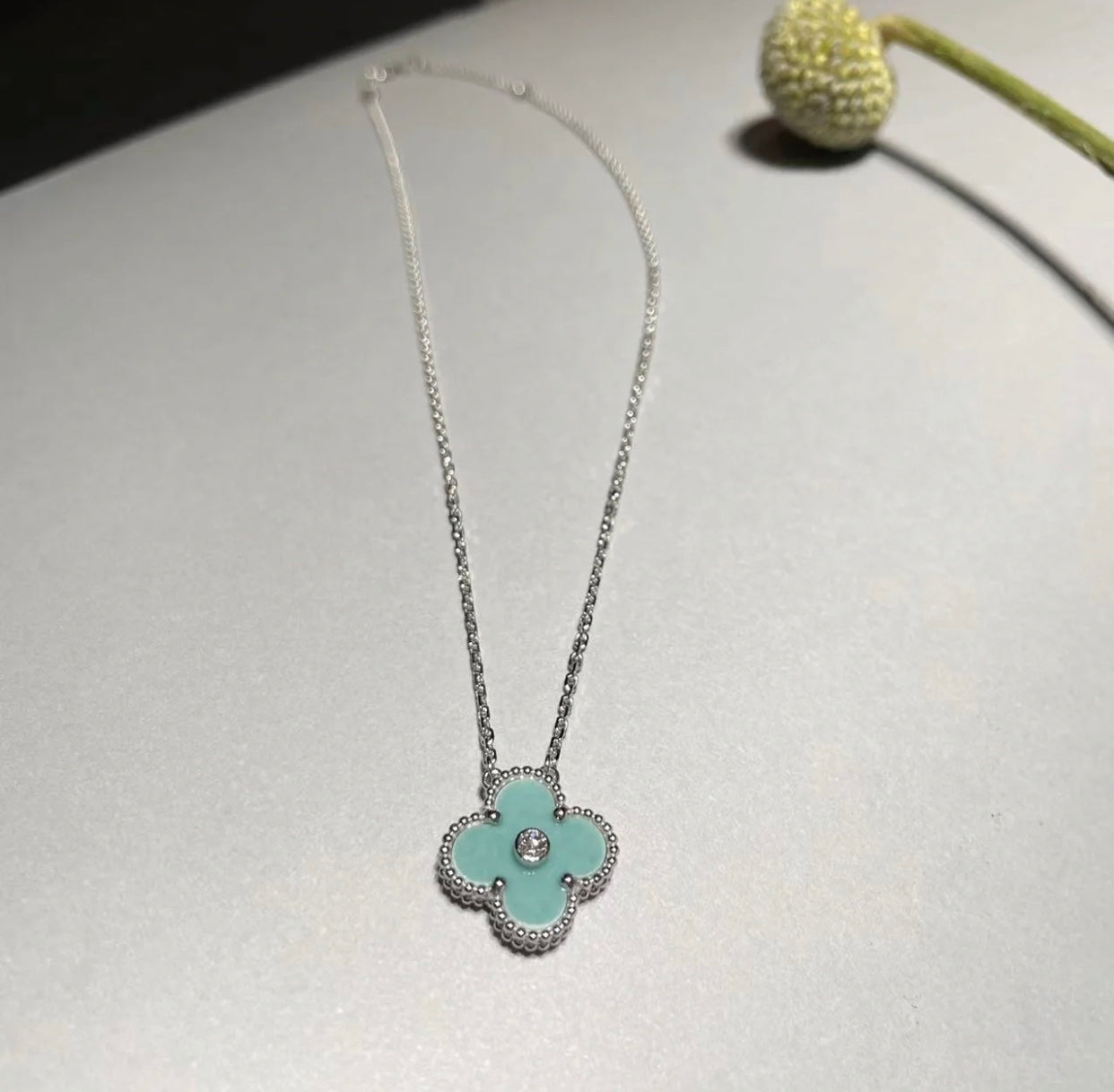¡®Lume Jewelry¡¯CLOVER 1 DIAMOND LIGHT BLUE SILVER NECKLACE