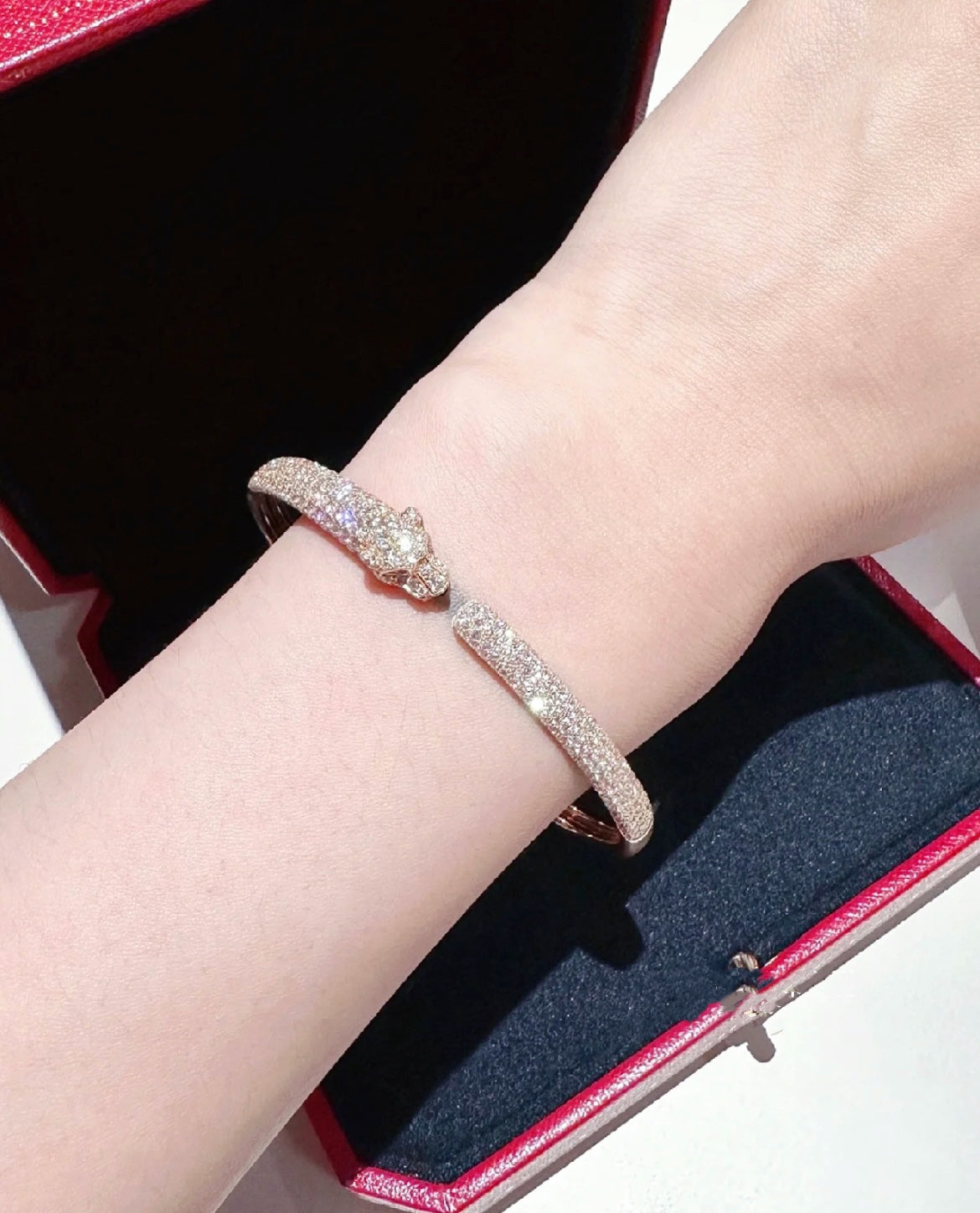 ¡®Lume Jewelry¡¯PANTHERE FULL DIAMOND OPEN BRACELET