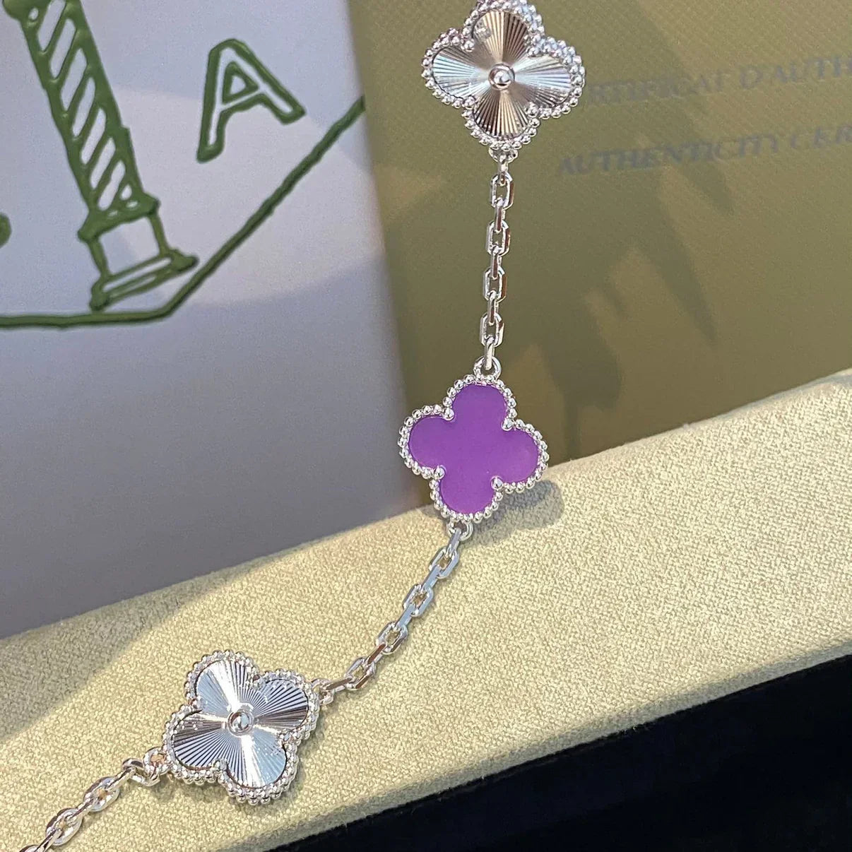 [Lume Jewelry]New  CLOVER 5 MOTIF VIOLET BRACELET COLLECTION