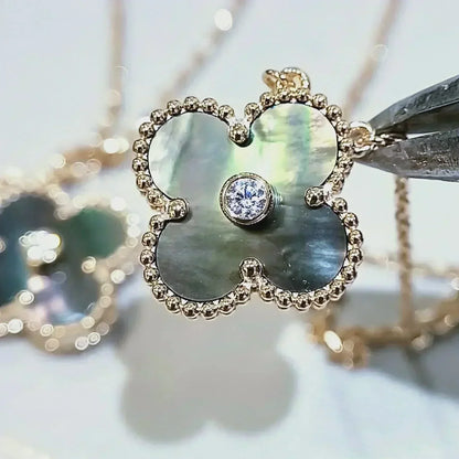 ¡®Lume Jewelry¡¯CLOVER 15MM DIAMOND AND MOTHER-OF-GREY NECKLACE