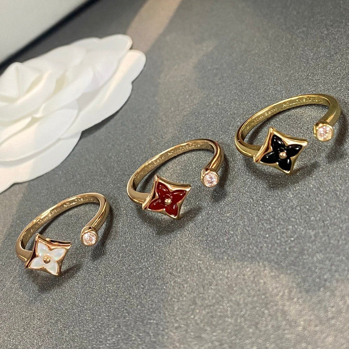 ¡®Lume Jewelry¡¯STAR 1 DIAMOND OPEN RING