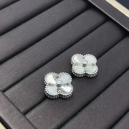 ¡®Lume Jewelry¡¯CLOVER MINI 9.5MM LASER EARRINGS