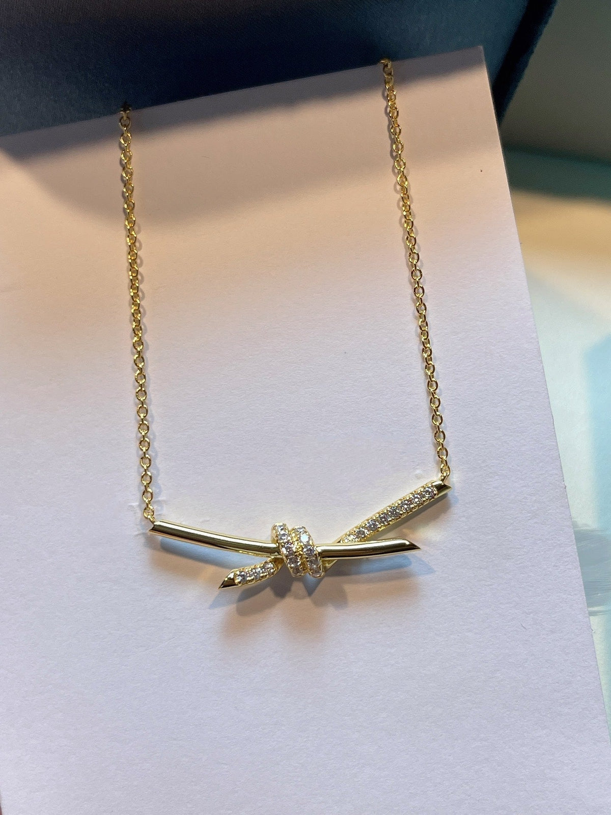 [Lume Jewelry]KNOT NECKLACE GOLD DIAMONDS