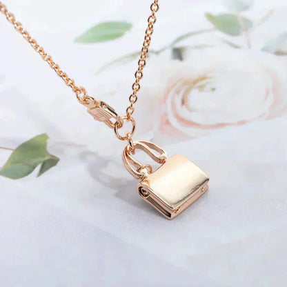 ¡®Lume Jewelry¡¯AMULETTE PEDANT ROSE GOLD NECKLACE