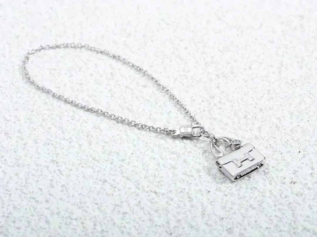 ¡®Lume Jewelry¡¯AMULETTE PEDANT SILVER NECKLACE