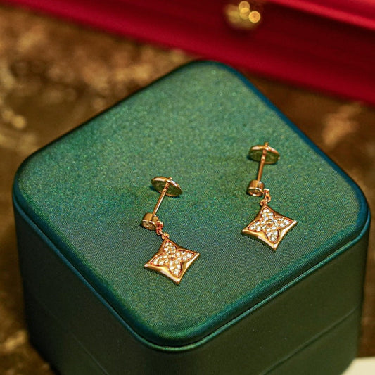 ¡®Lume Jewelry¡¯STAR DIAMONDS EARRINGS GOLD