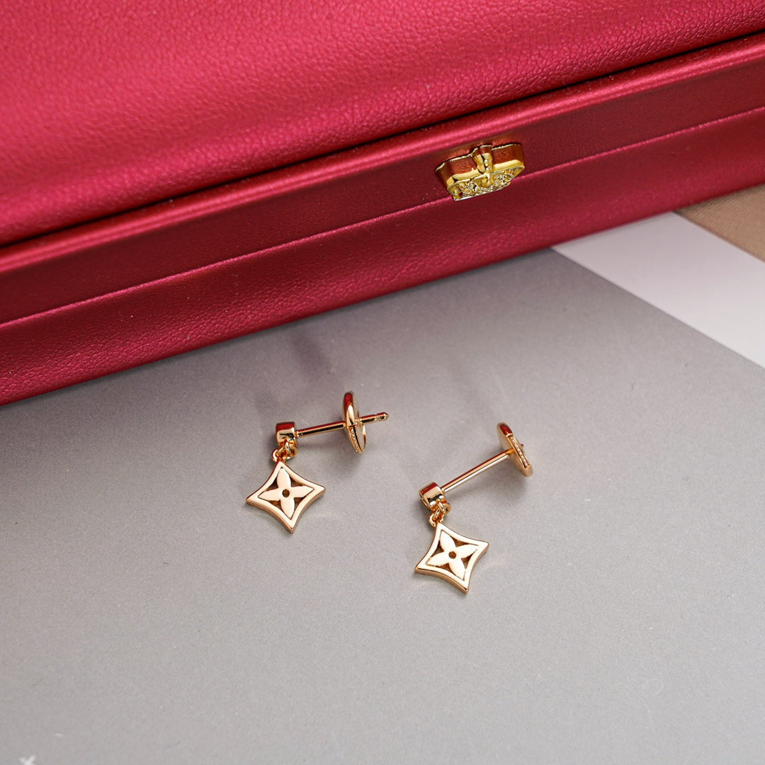 ¡®Lume Jewelry¡¯STAR EARRINGS GOLD