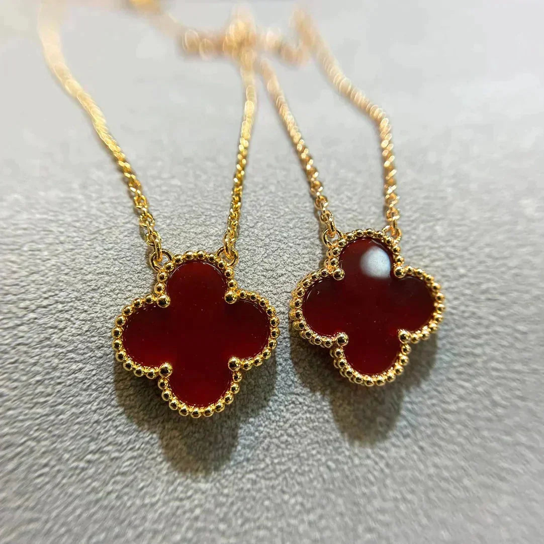 ¡®Lume Jewelry¡¯CLOVER 15MM CARNELIAN SINGLE FLOWER NECKLACE