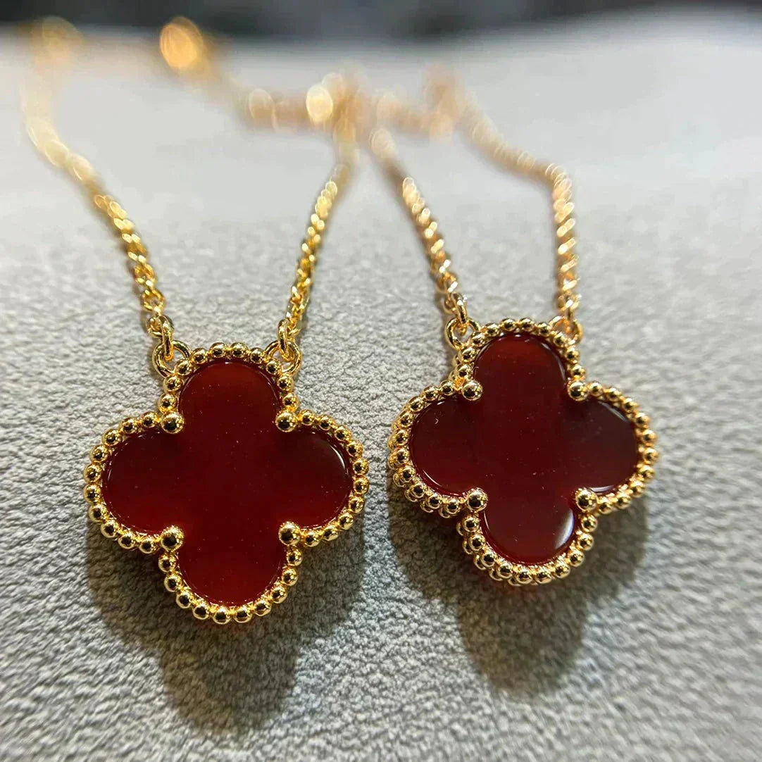¡®Lume Jewelry¡¯CLOVER 15MM CARNELIAN SINGLE FLOWER NECKLACE