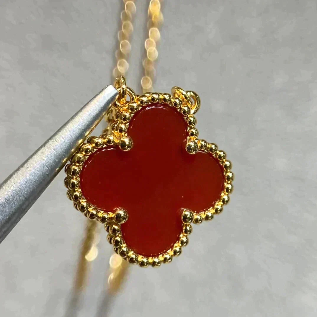 ¡®Lume Jewelry¡¯CLOVER 15MM CARNELIAN SINGLE FLOWER NECKLACE