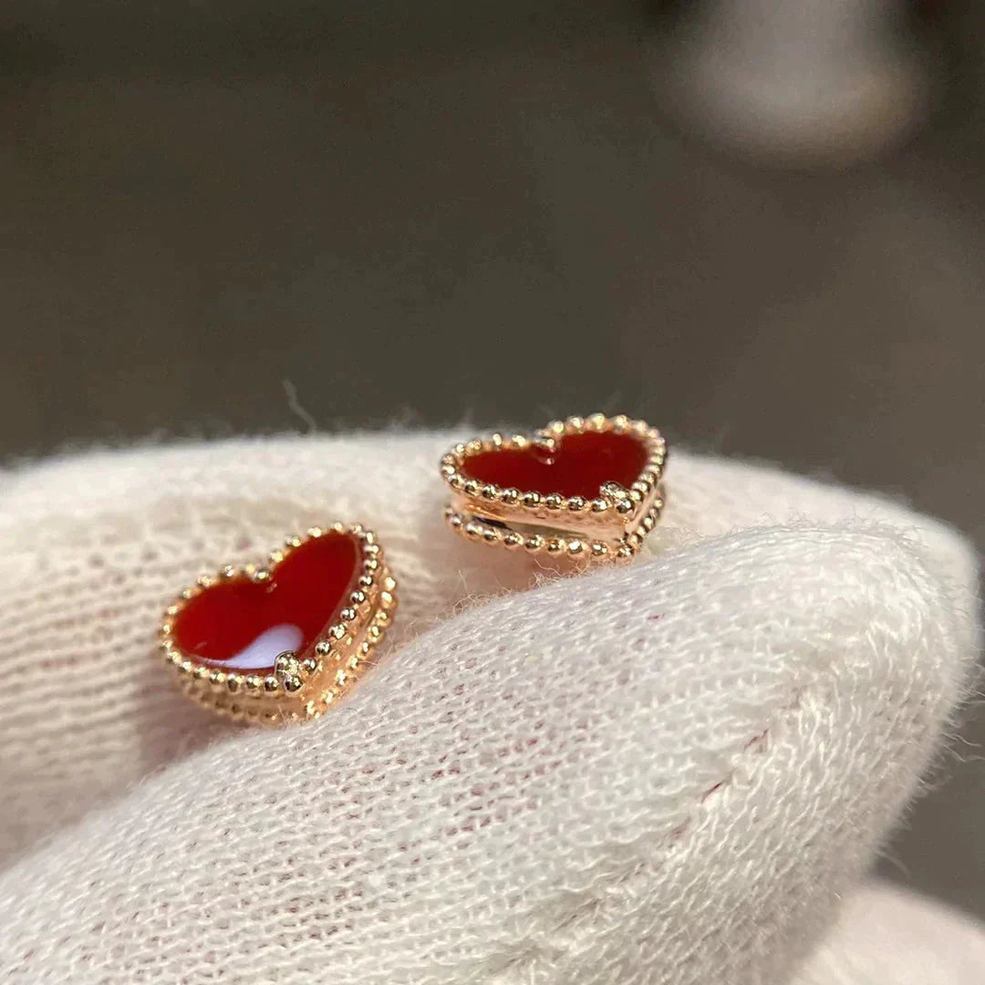 ¡®Lume Jewelry¡¯HEART CARNELIAN STUD EARRINGS