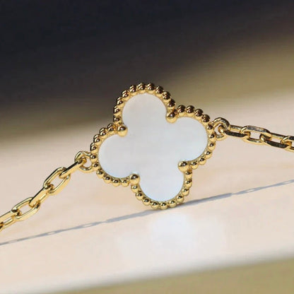 ¡®Lume Jewelry¡¯CLOVER 20 MOTIFS WHITE MOP NECKLACE