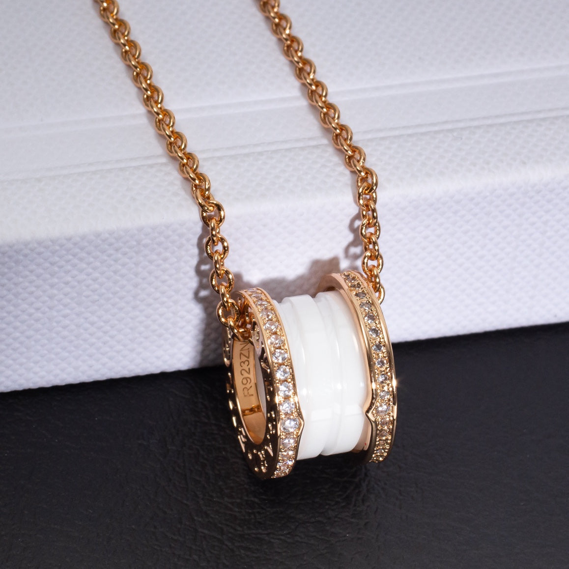 [Lume Jewelry]ZERO 1 WHITE CERAMIC PINK GOLD DIAMOND NECKLACE