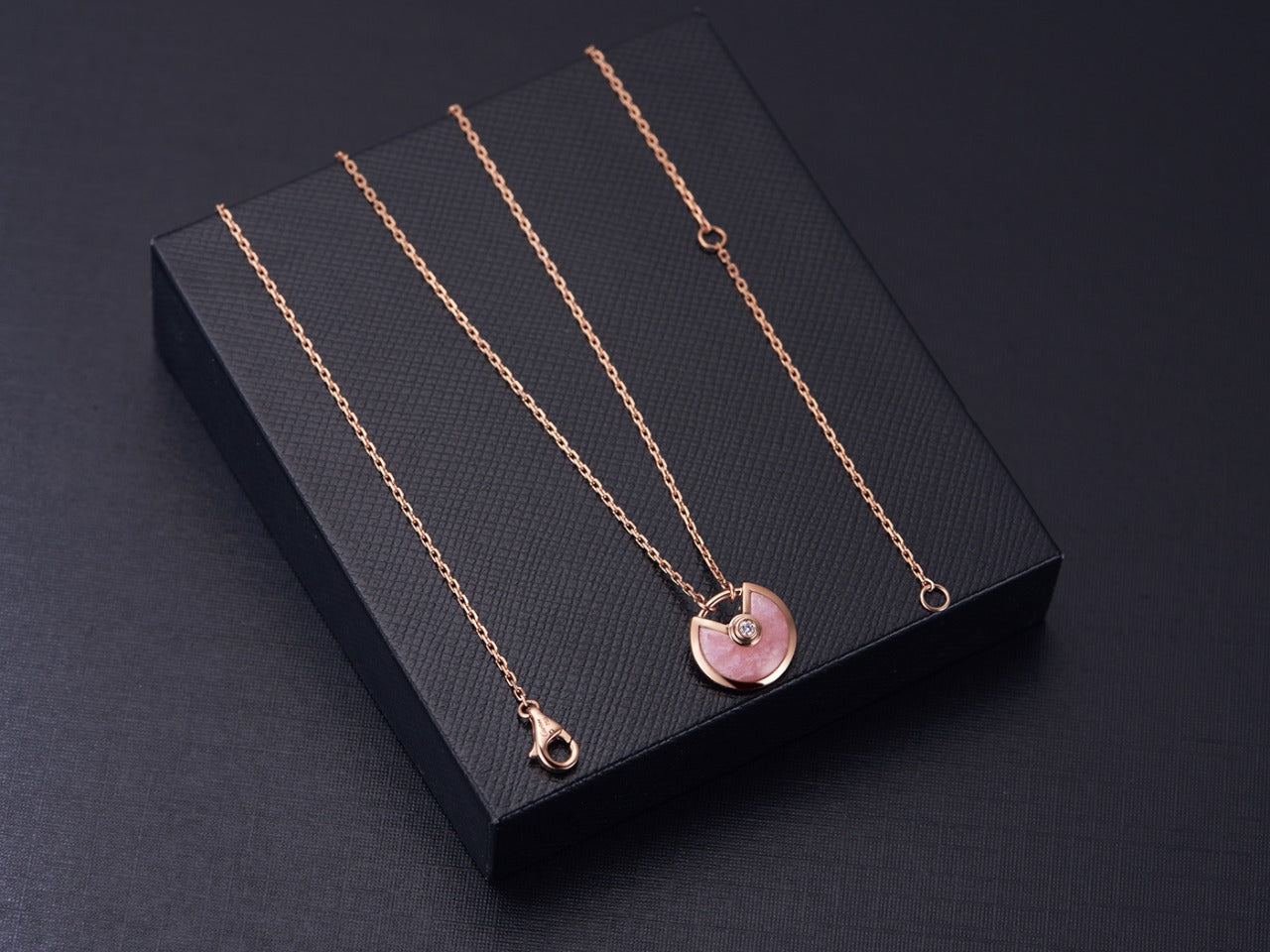 ¡®Lume Jewelry¡¯AMULETTE ROSE GOLD PINK MOP NECKLACE