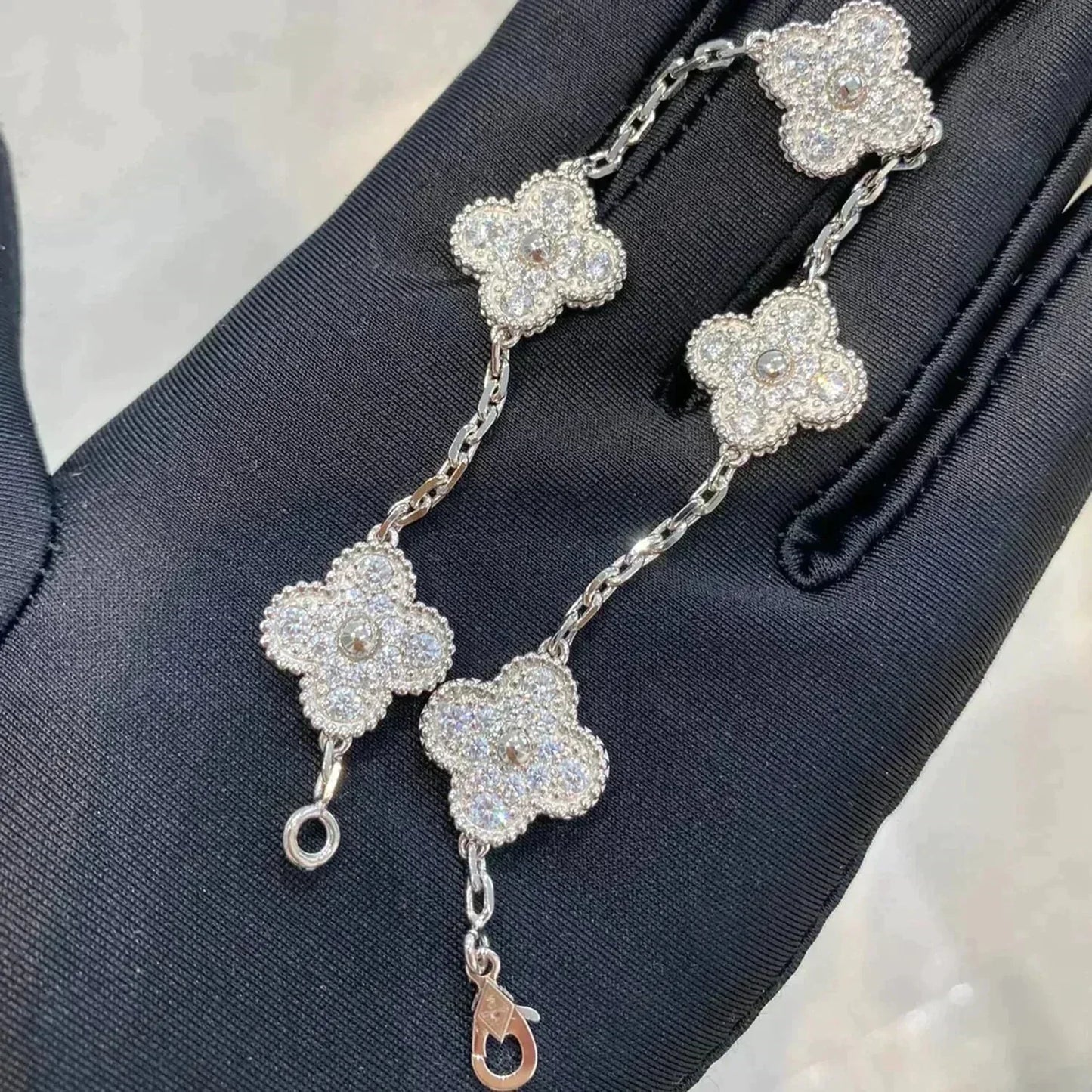 [Lume Jewelry] New  CLOVER 5 MOTIF FULL DIAMOND BRACELET COLLECTION