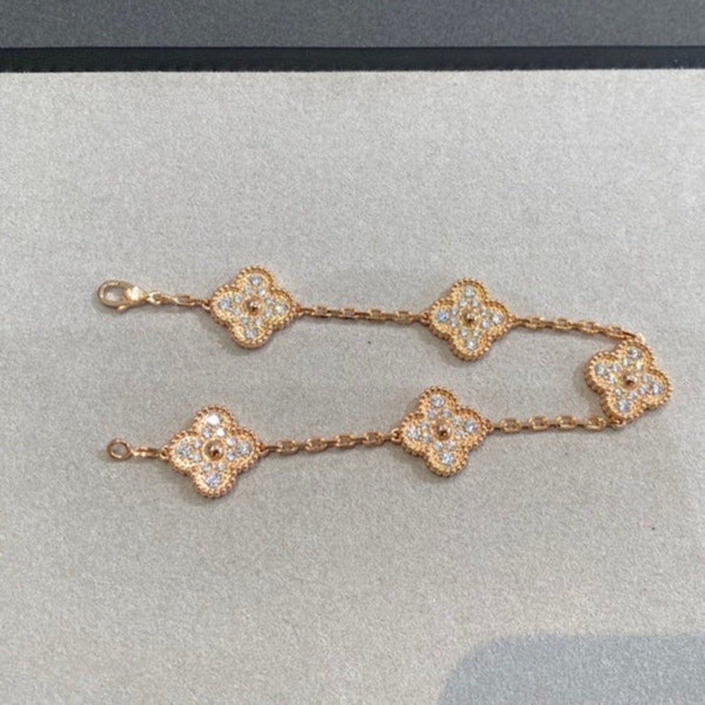 [Lume Jewelry] New  CLOVER 5 MOTIF FULL DIAMOND BRACELET COLLECTION