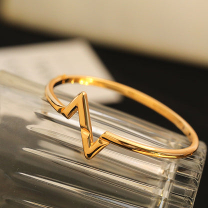 ¡®Lume Jewelry¡¯VOLTE UPSITE DOWN BRACELET