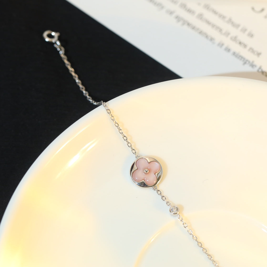 ¡®Lume Jewelry¡¯SUN MOTIF PINK MOP SILVER BRACELET