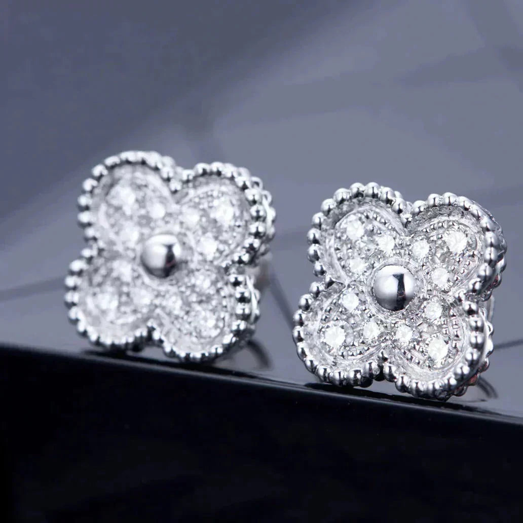 ¡®Lume Jewelry¡¯CLOVER 1 MOTIFS DIAMOND STUD EARRINGS SILVER