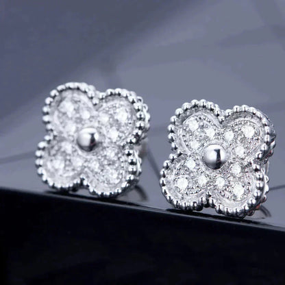 ¡®Lume Jewelry¡¯CLOVER 1 MOTIFS DIAMOND STUD EARRINGS SILVER