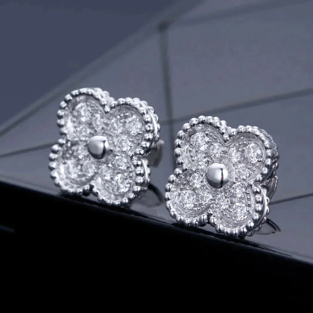 ¡®Lume Jewelry¡¯CLOVER 1 MOTIFS DIAMOND STUD EARRINGS SILVER