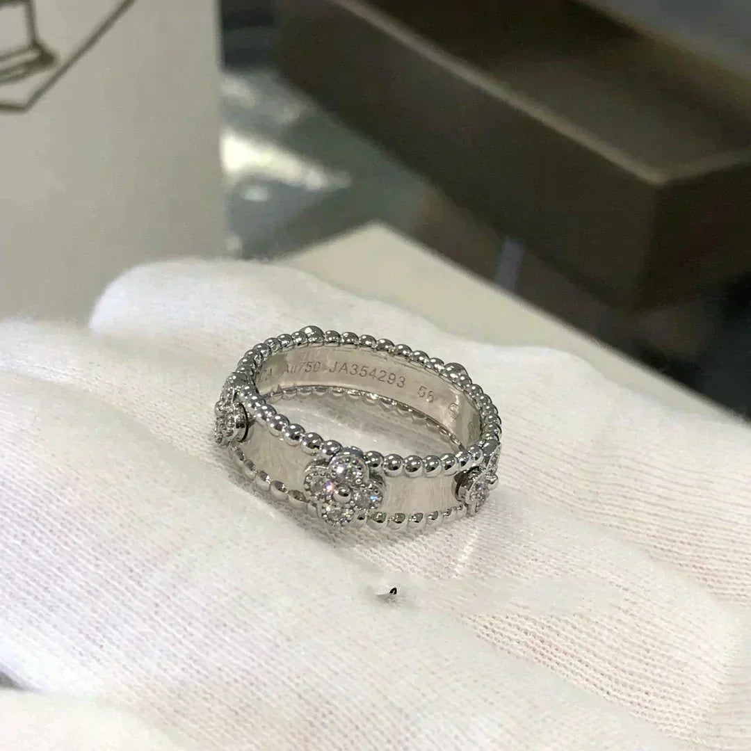 ¡®Lume Jewelry¡¯PERLEE DIAMOND RING