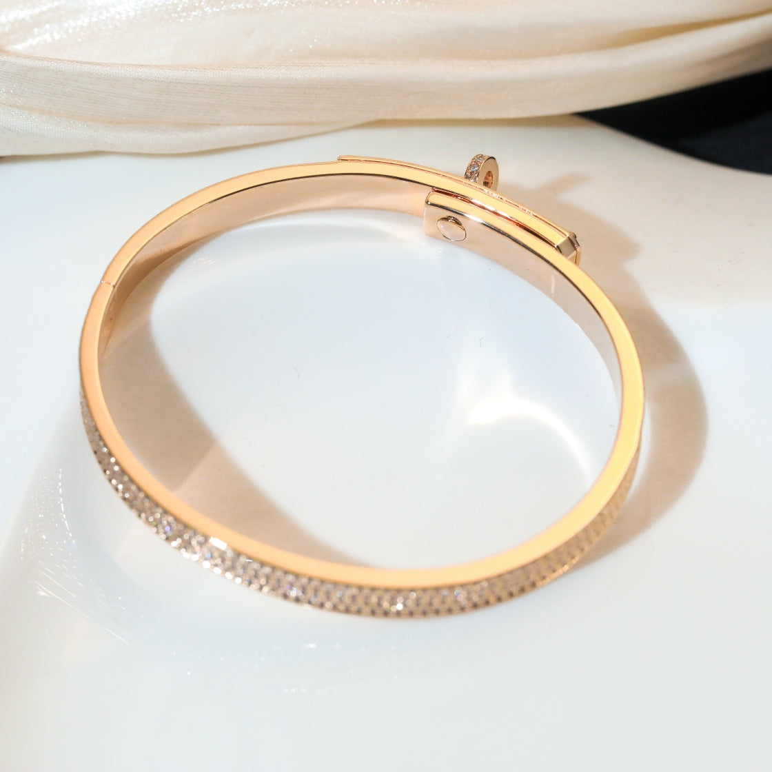 ¡®Lume Jewelry¡¯KELLY BRACELET DIAMOND PAVED