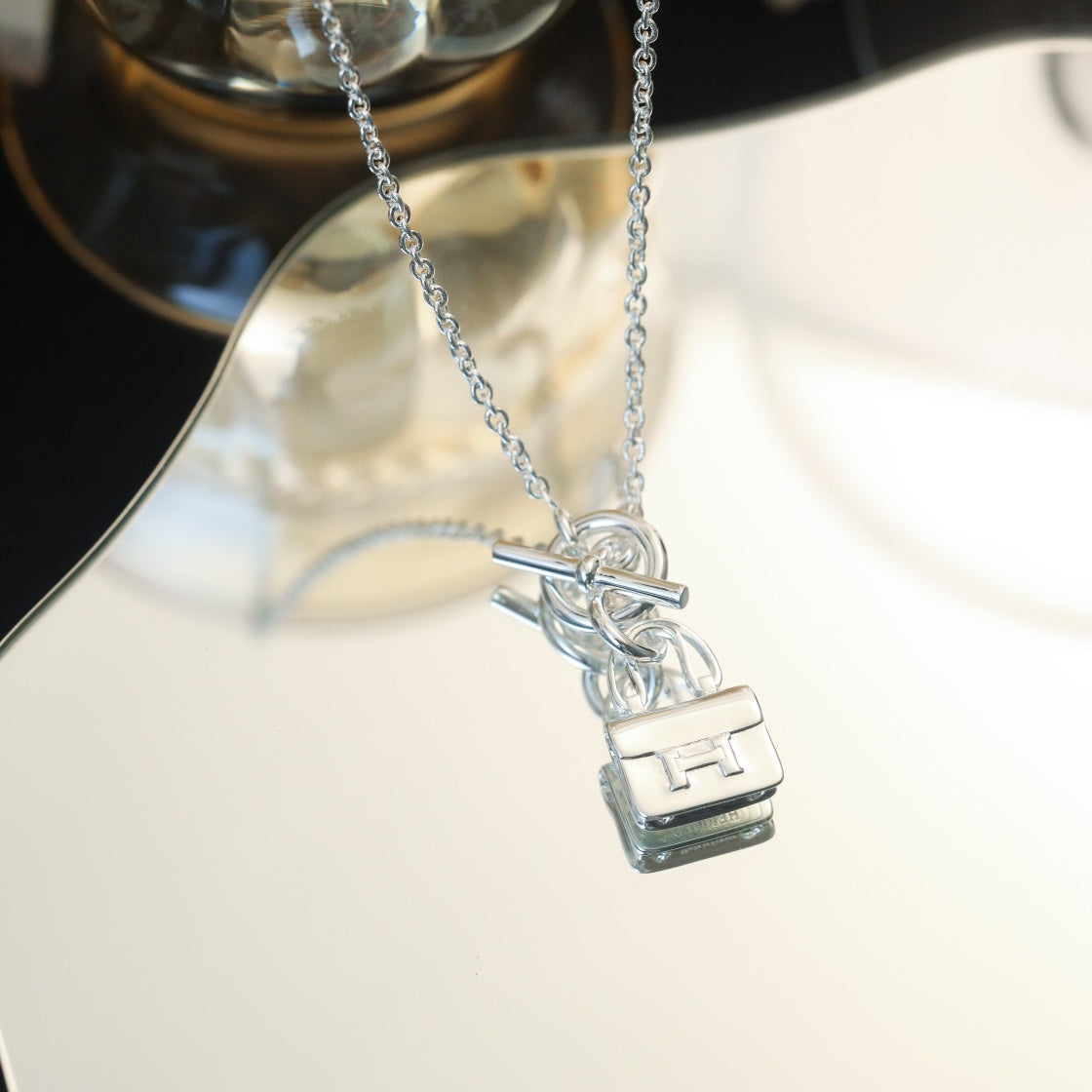 ¡®Lume Jewelry¡¯POP H PEDANT SILVER NECKLACE