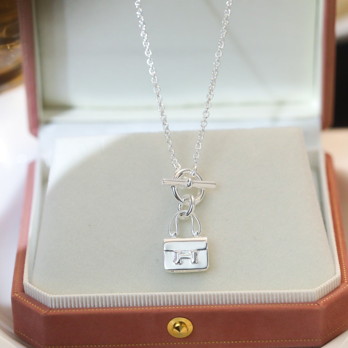 ¡®Lume Jewelry¡¯POP H PEDANT SILVER NECKLACE