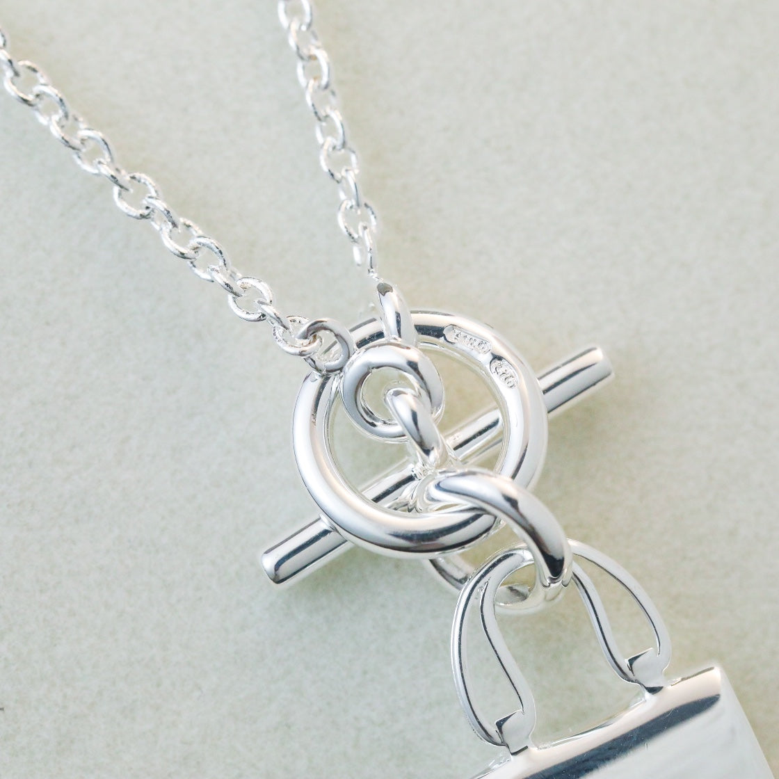 ¡®Lume Jewelry¡¯POP H PEDANT SILVER NECKLACE