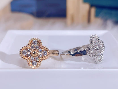 ¡®Lume Jewelry¡¯CLOVER DIAMOND RING