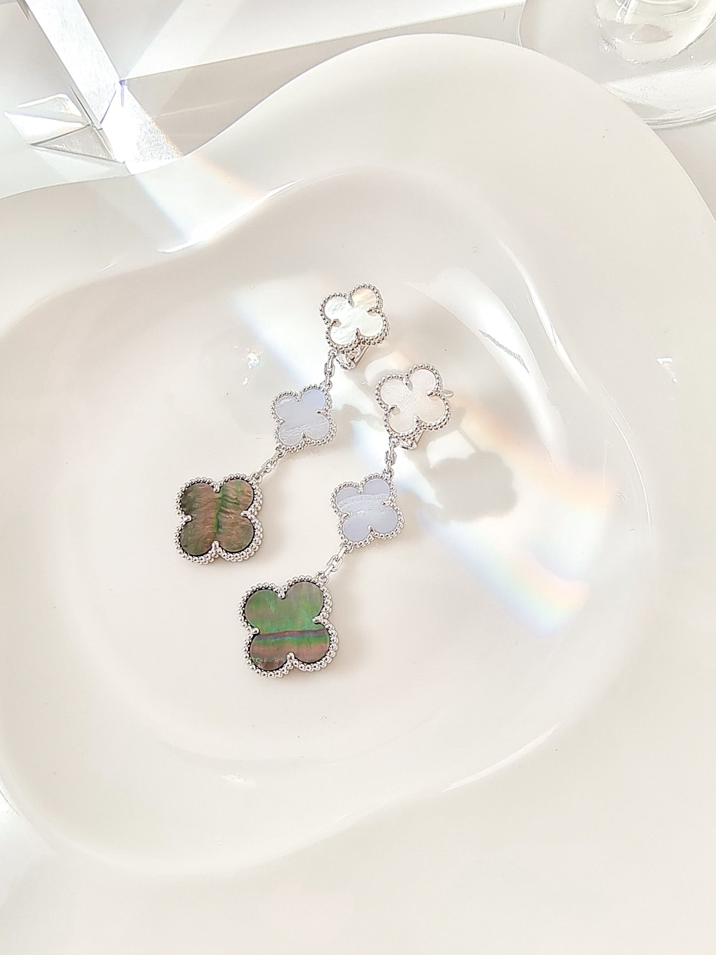 ¡®Lume Jewelry¡¯CLOVER 3 MOTIFS CHALCEDONY DARK MOP SILVER EARRINGS