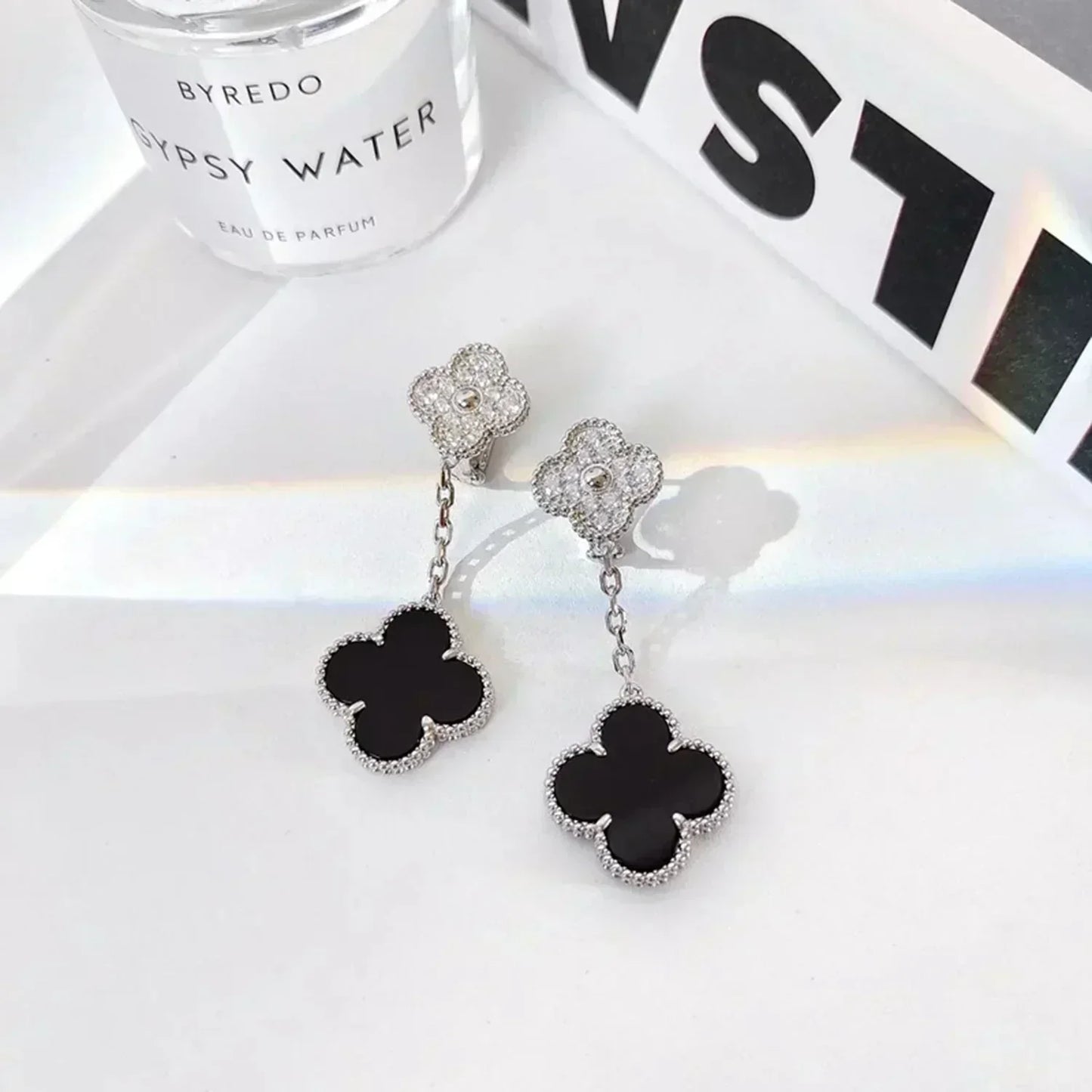 ¡®Lume Jewelry¡¯CLOVER 2 MOTIFS  DIAMOND ONYX EARRINGS SILVER