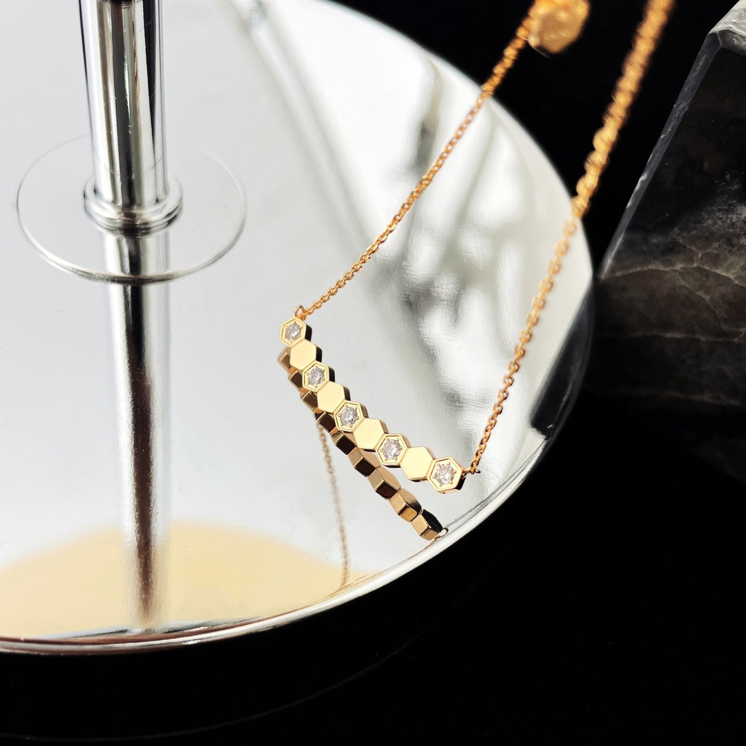 ¡®Lume Jewelry¡¯BEE MY LOVE DIAMOND NECKLACE