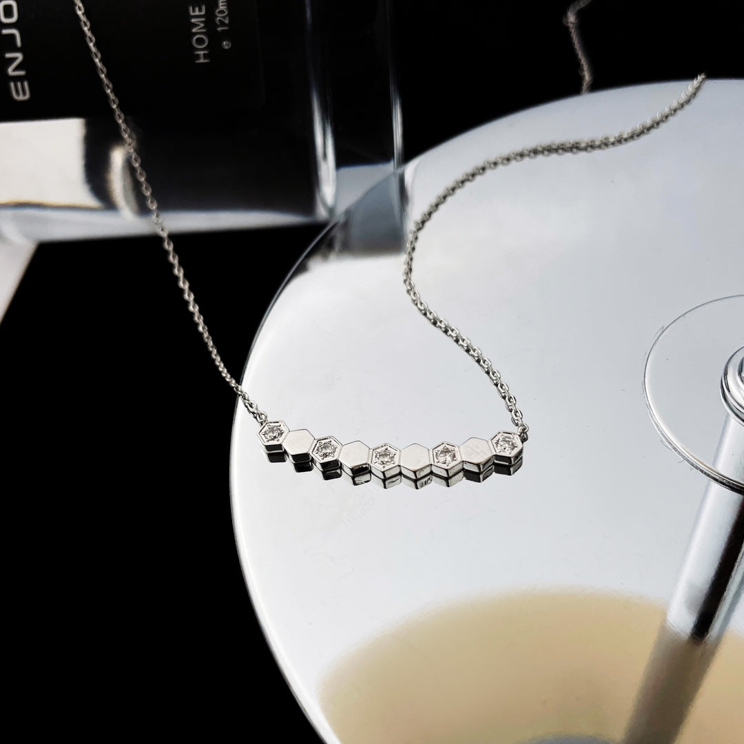 ¡®Lume Jewelry¡¯BEE MY LOVE DIAMOND NECKLACE