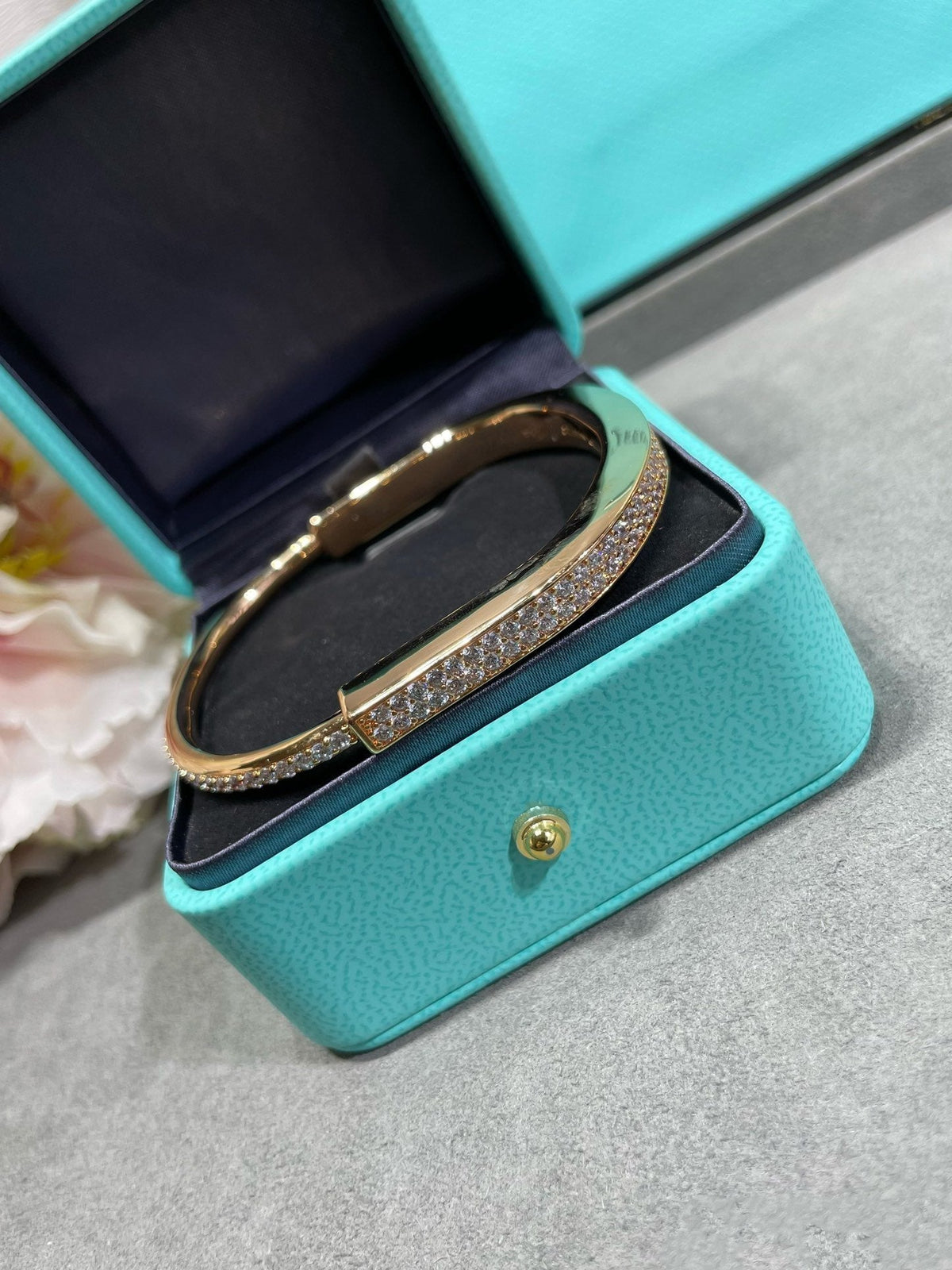 [Lume Jewelry]LOCK BRACELET DIAMOND PAVED