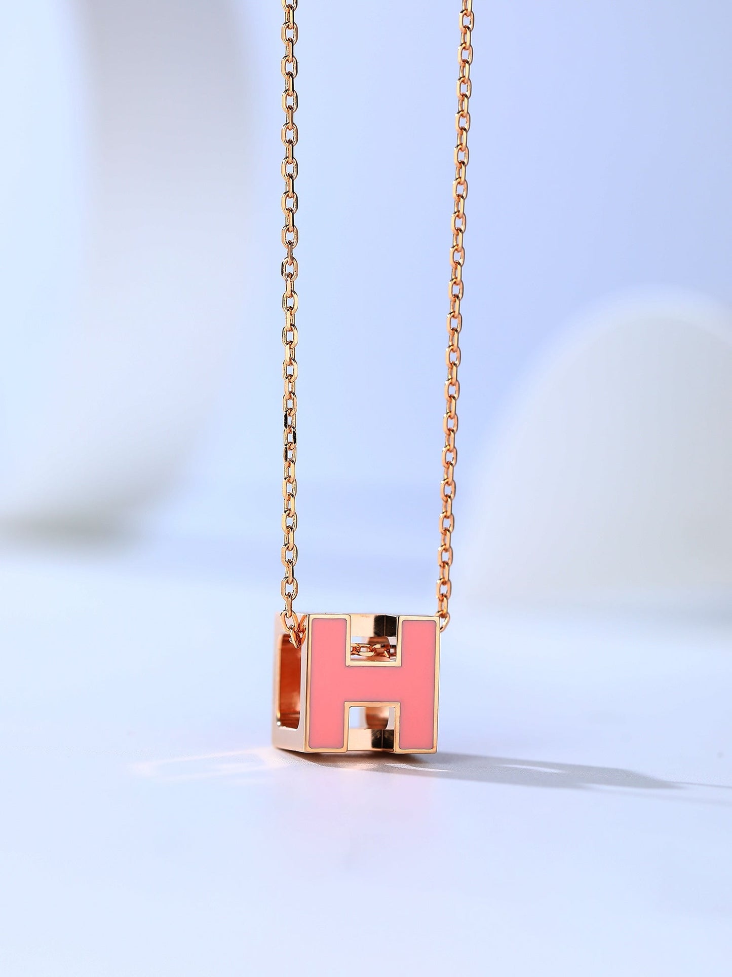 ¡®Lume Jewelry¡¯H CAGE PINK GOLD NECKLACE