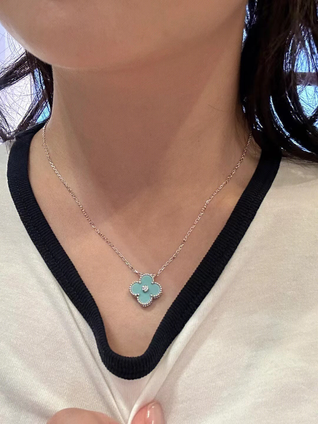 ¡®Lume Jewelry¡¯CLOVER 1 DIAMOND LIGHT BLUE SILVER NECKLACE
