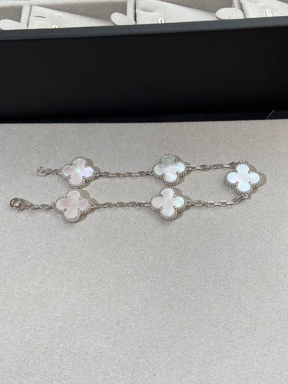 [Lume Jewelry]New CLOVER WHITE PEARL MOP 5 MOTIF BRACELET COLLECTION