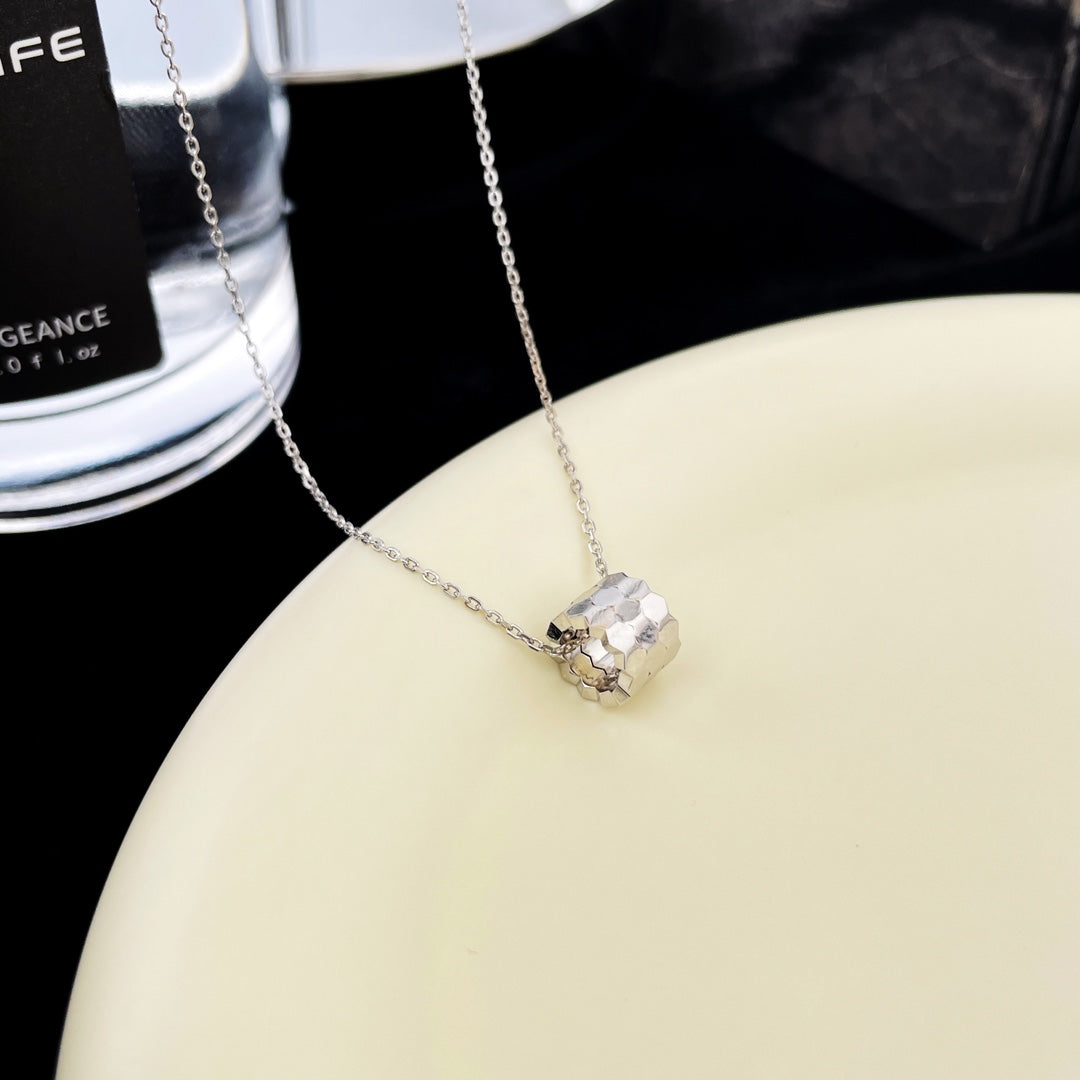 ¡®Lume Jewelry¡¯BEE MINI PEDANT DIAMOND NECKLACE