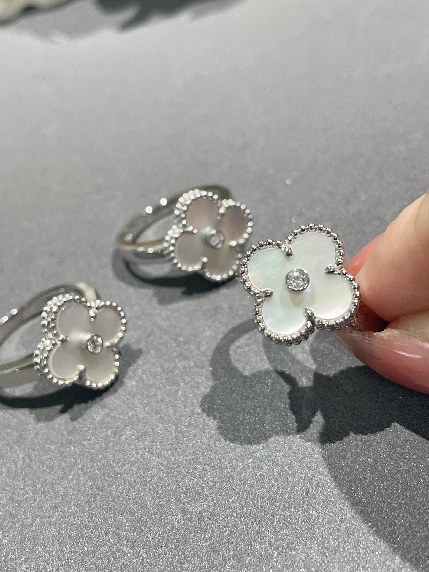 ¡®Lume Jewelry¡¯CLOVER SILVER MOP DIAMOND RING
