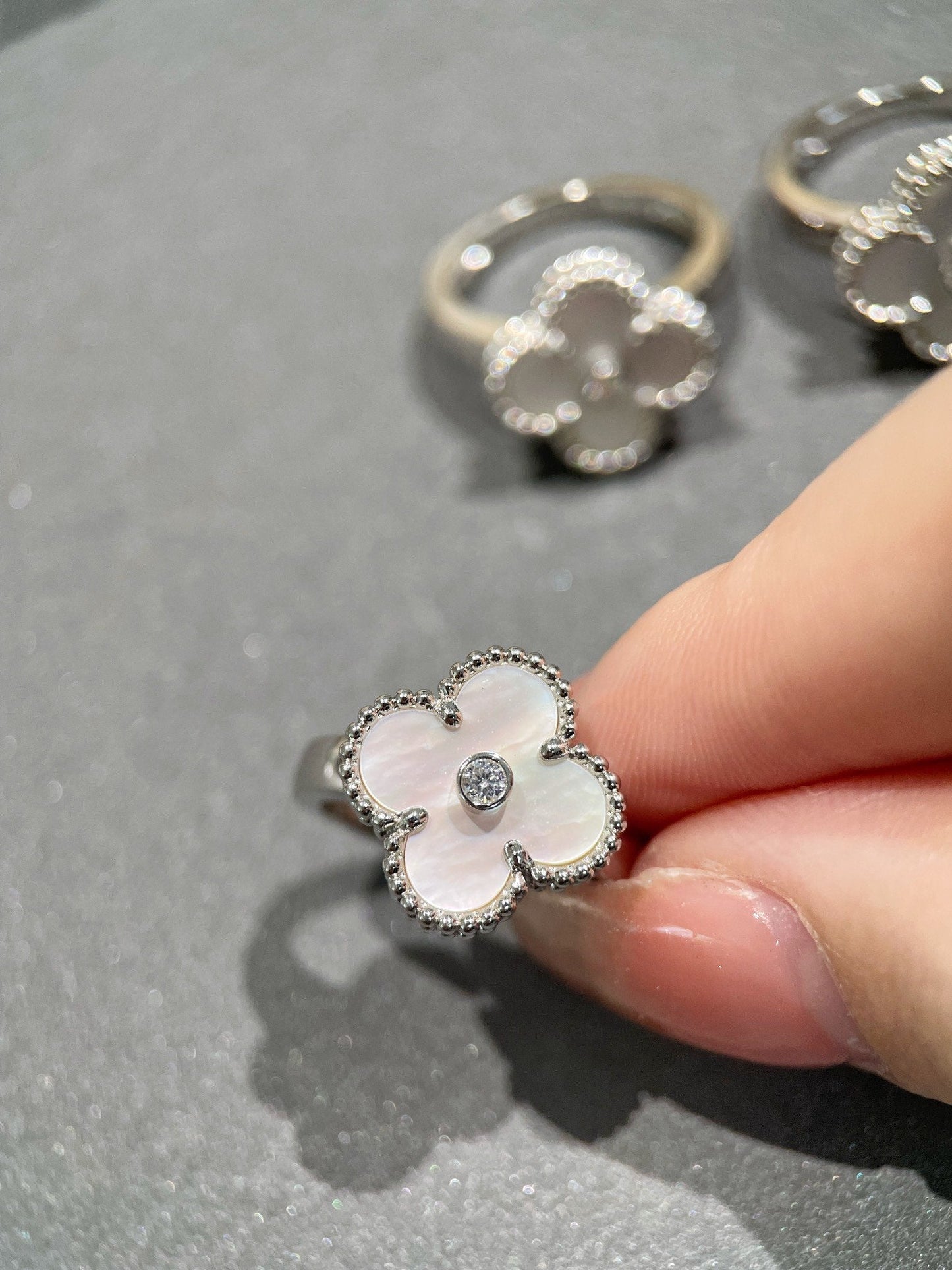 ¡®Lume Jewelry¡¯CLOVER SILVER MOP DIAMOND RING