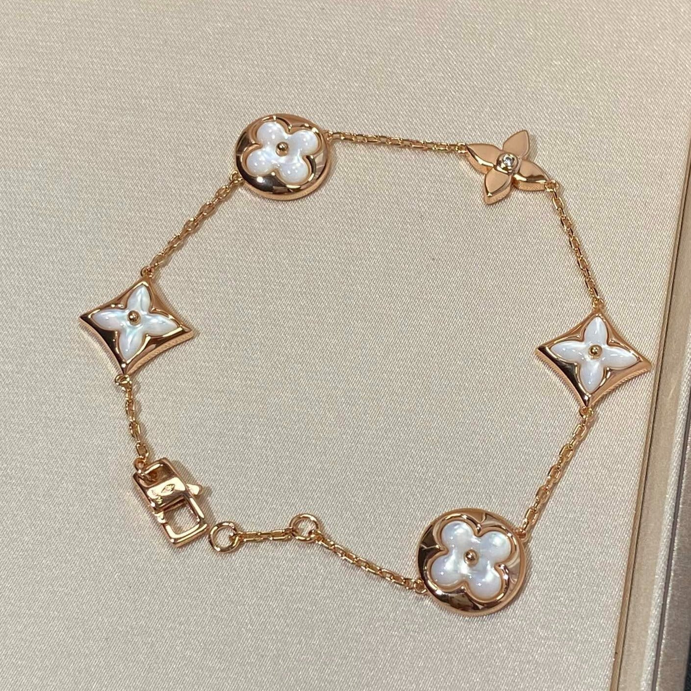 ¡®Lume Jewelry¡¯STAR AND SUN 5 MOTIF MOP PINK GOLD BRACELET
